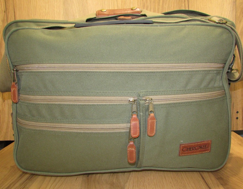 Cherokee Duffle Bag Backpack Weekender Suitcase Lightly Used