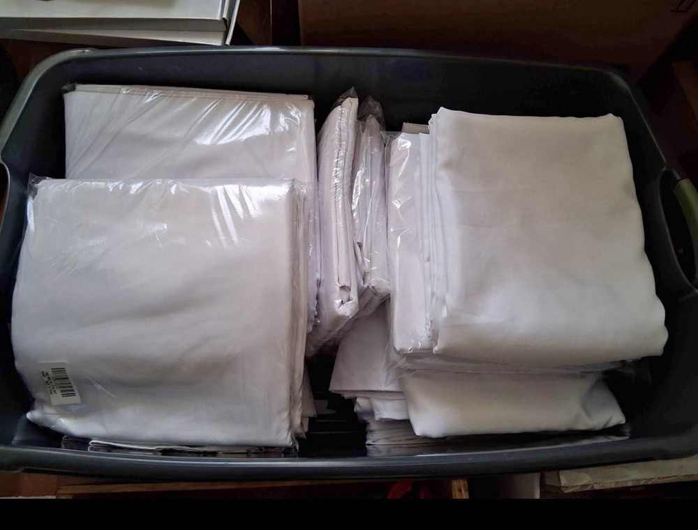 90 Inch - White tablecloths