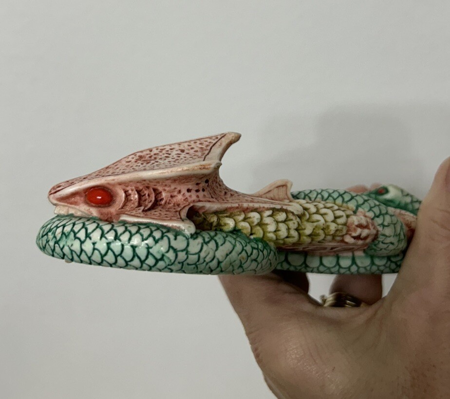 DECORATIVE MULTI-COLORED CHINESE DRAGON HIDDEN DAGGER