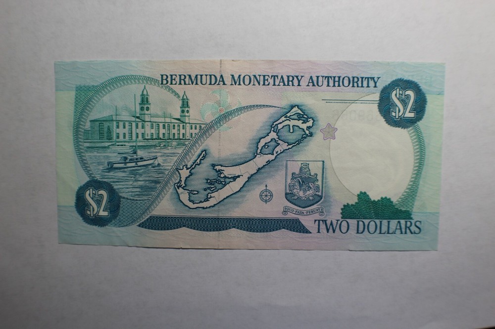 Bermuda 2 Dollars $2 Queen II 1989 AU Note