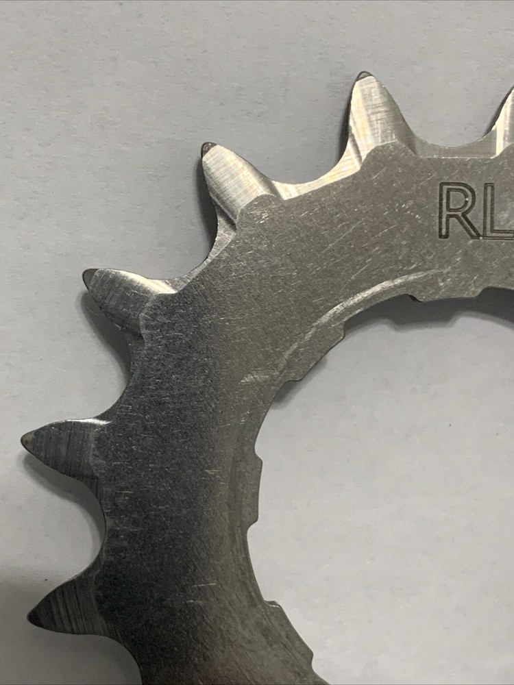 REDLINE FLIGHT TITANIUM COG 16t NOS