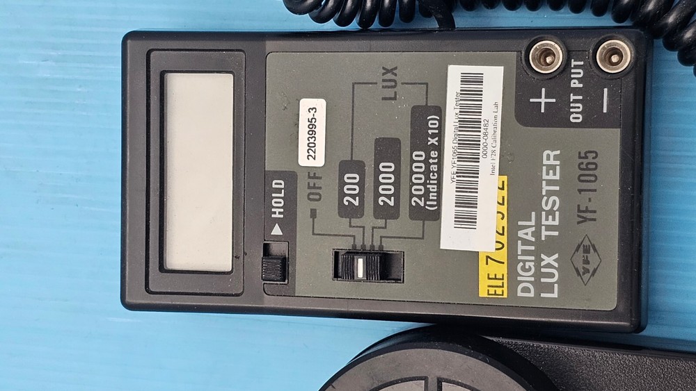 Digital Lux Meter Light Meter YF-1065