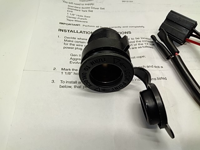 12V Power Plug - 2000 Polaris NOS