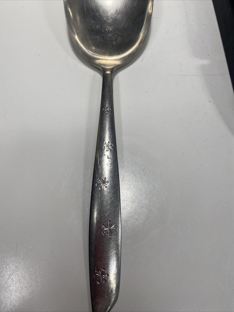 Wallace Stainless Serving Spoon Snowflake Pattern