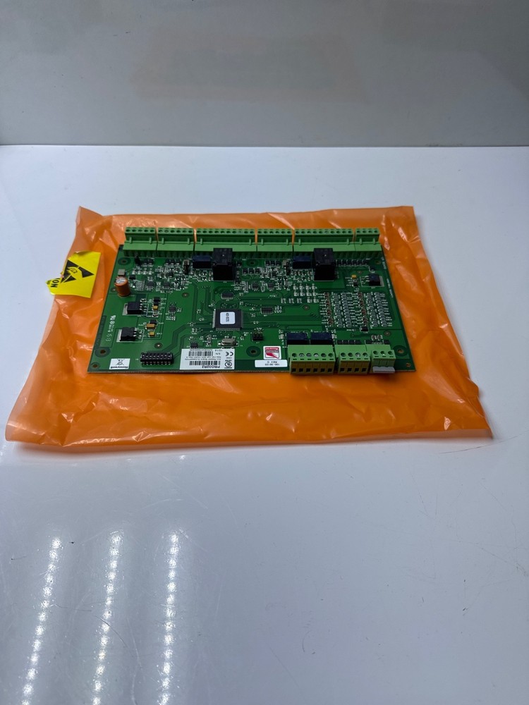 Honeywell PRO32R2 Tow-Reader Access Controller Board