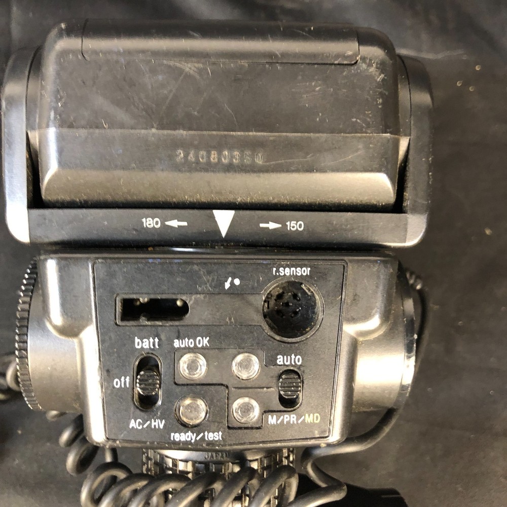 Sunpak Auto 522 Thyristor Camera Flash with Cable