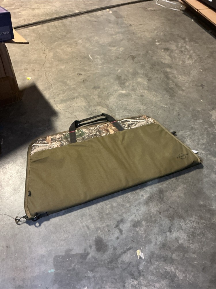 Titan Compound Bow Case Green
