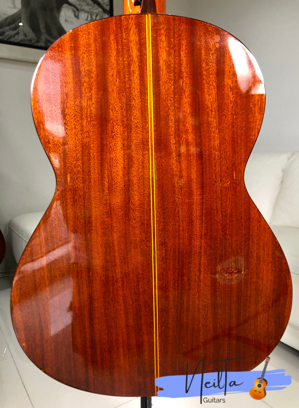 MORRIS M-15 CLASSICAL GUITAR 1970