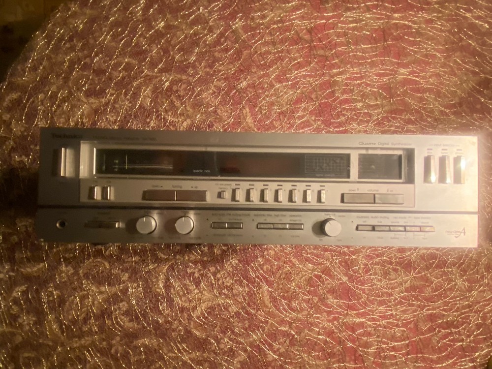 Technics SA-626 Stereo Receiver Works Vol Meter Out