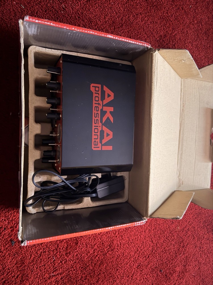 Akai Professional EIE Pro Electromusic Interface Expander A102