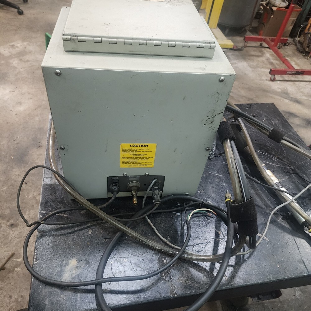 ASG Vibratory Screwfeeder & Cleco 5RSA-17 Automatic Screw Gun [C10S6]