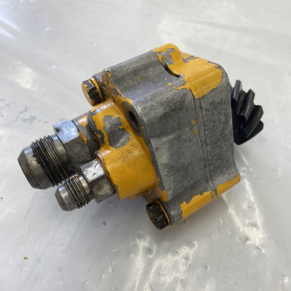 CUB LO BOY 154 INTERNATIONAL IH HYDRAULIC PUMP