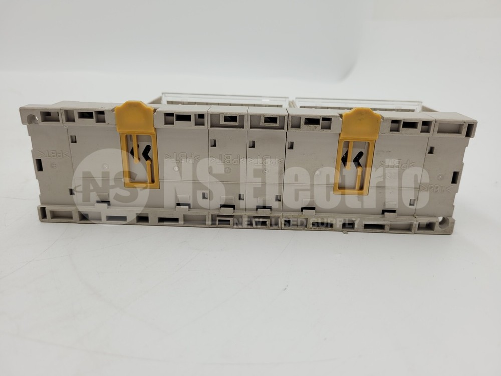 OMRON SRT2-ID16T-1 DIN Rail Terminal Block