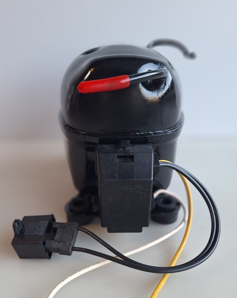 Embraco EM40SC Refrigerator Compressor