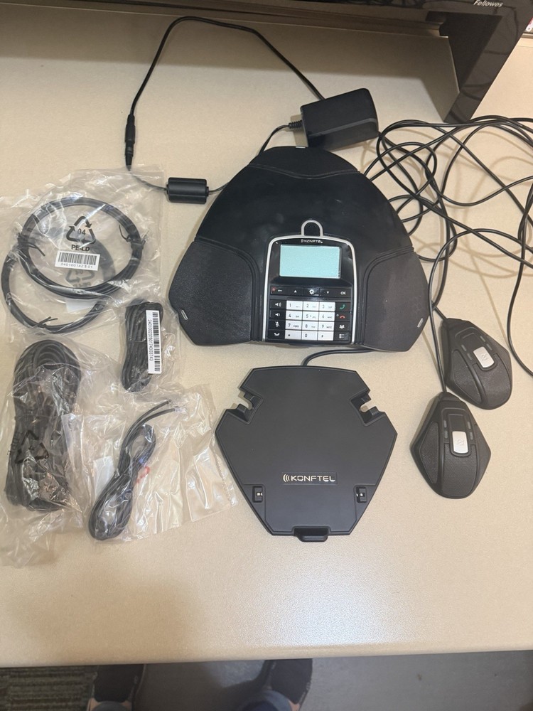📞 Konftel 300Wx Wireless Conference Phone System