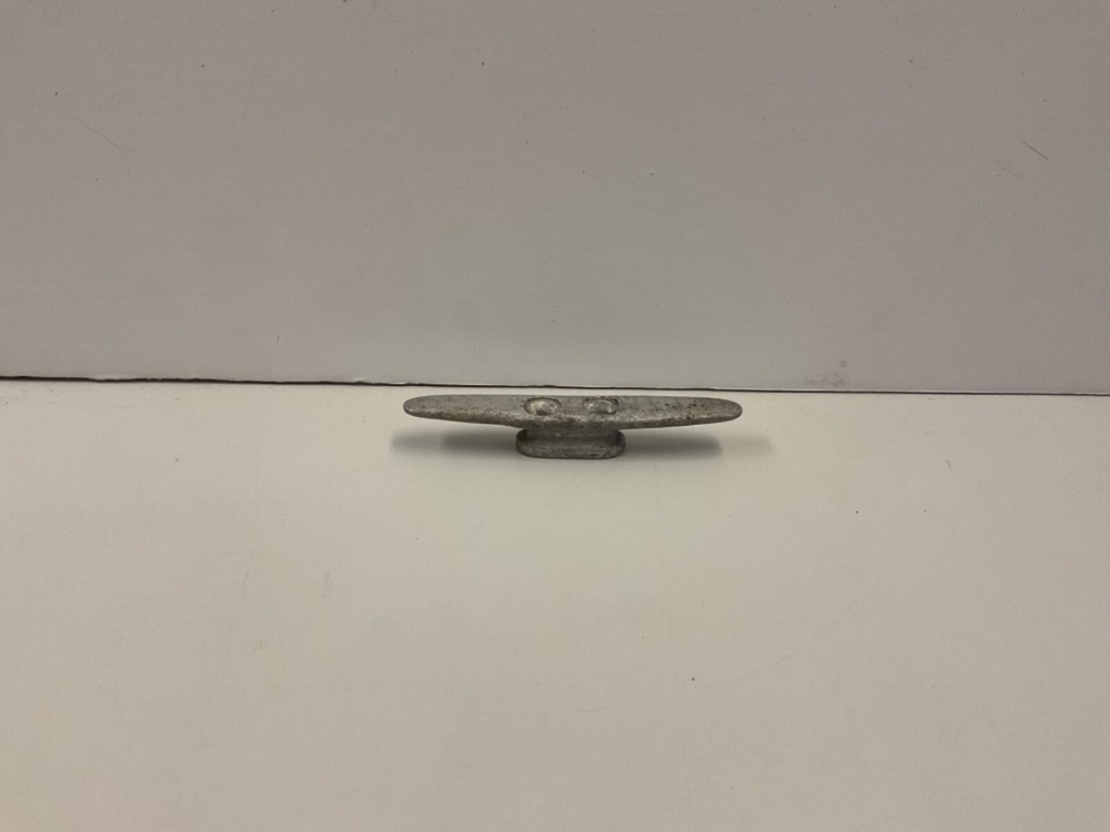 Aluminum 4-1/8"L Low Profile Cleat