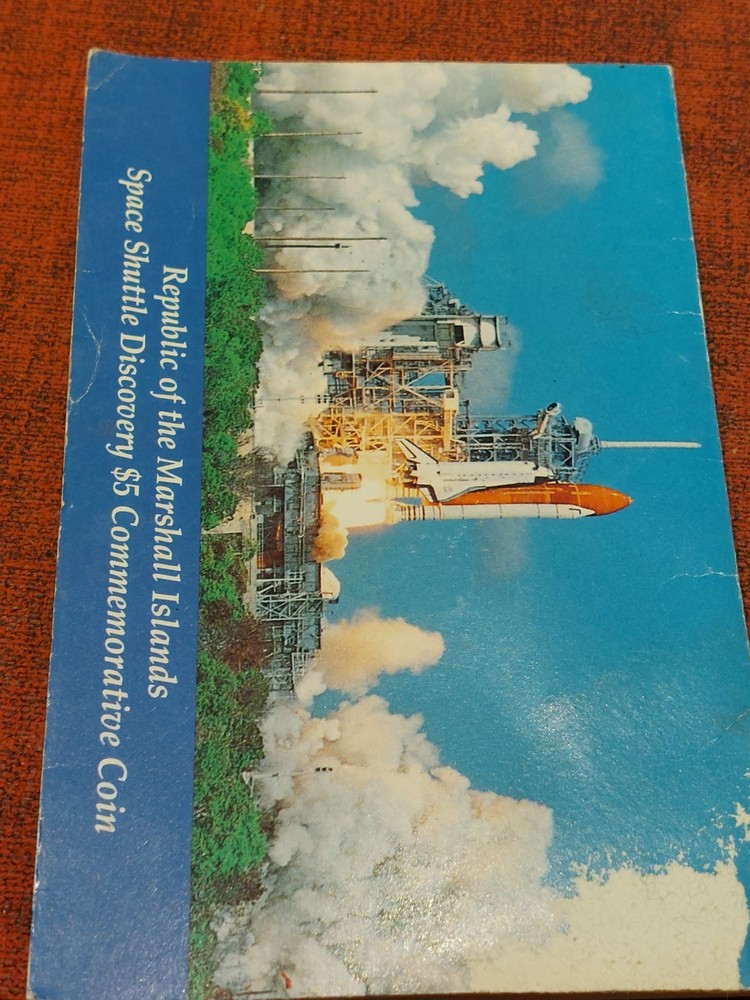 1988 Marshall Islands Space Shuttle Discovery $5 Commemorative Coin