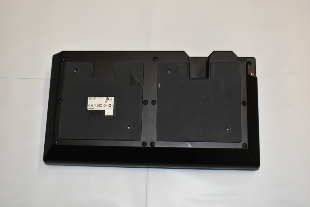 Shure MXWNCS8 Microflex Wireless 8 Channel Networked Charging Dock & 3 MS58 Mics