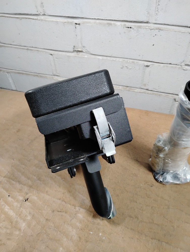 Gamber Johnson Armrest / Pentax Pocket Jet Printer Mount