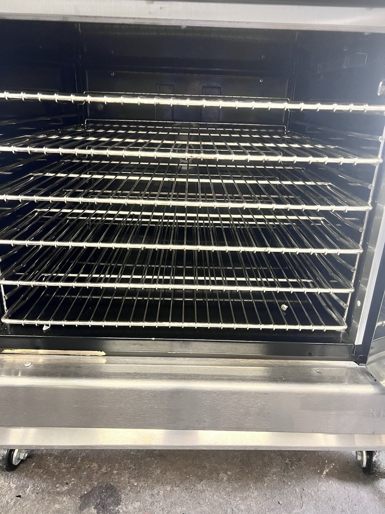 Montague Double Convection Oven pre-owned