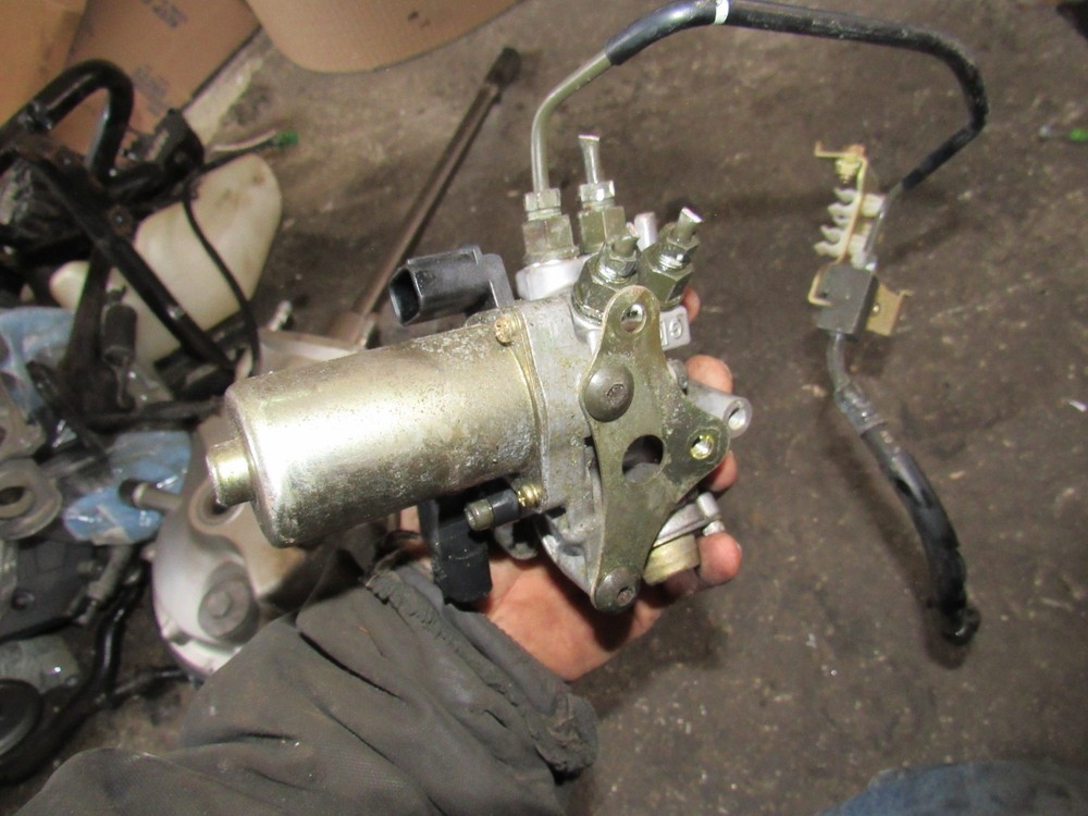2003 honda st1300 a abs unit pump valve assembly