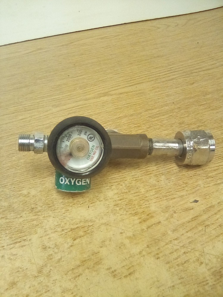 Oxygen Regulator HMG-DSN 3000 PSIG