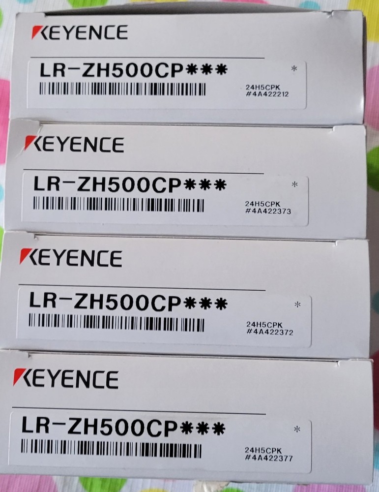 KEYENCE LR-ZH500CP Laser Sensor