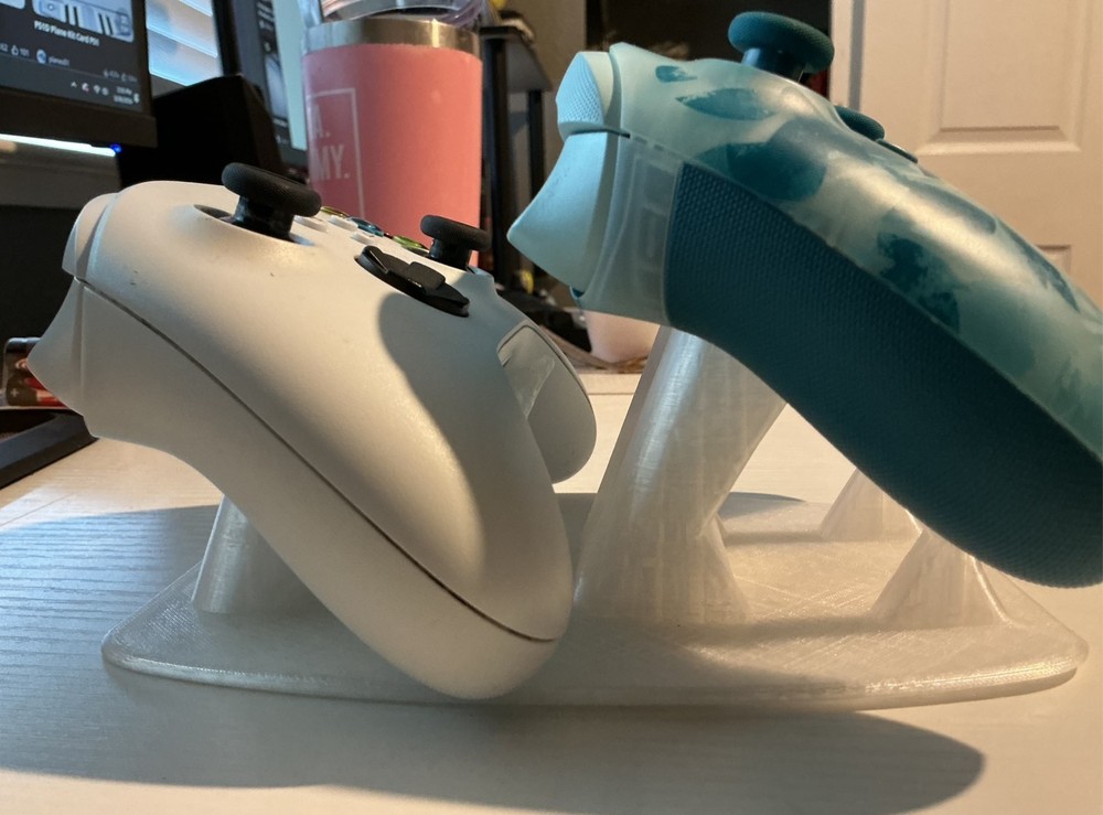 3d printed due controller holder PETG Transparent white