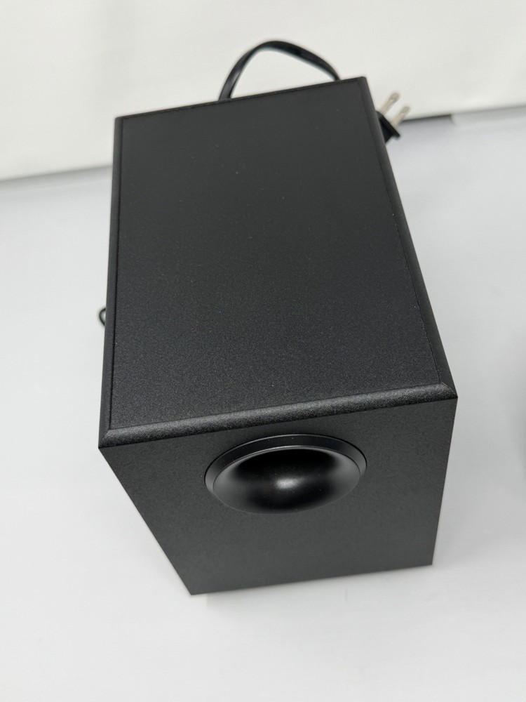 Logitech Z313 2.1 Multimedia Speaker System with Subwoofer