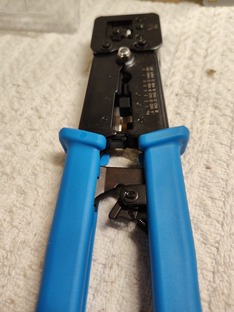 Unbranded - unused - Network Crimp Tool Pass Through Crimping Pliers
