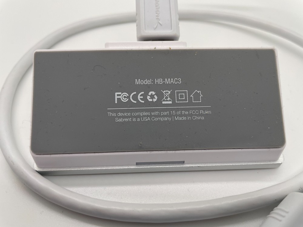 SABRENT 4 Port USB 3.0 Hub Silver/ White HB-MAC3
