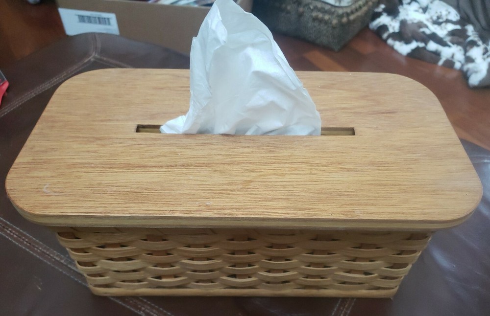 Vintage Gingirich Amish tissue basket