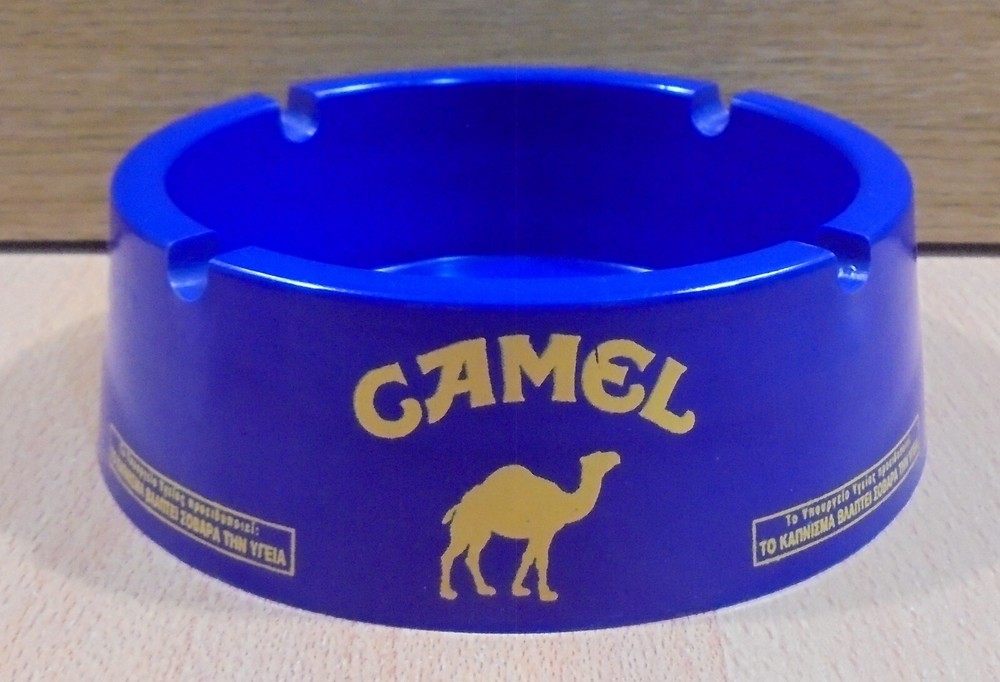 CAMEL CIGARETTES ADVERTISIGN VTG ROUND PLASTIC ASHTRAY