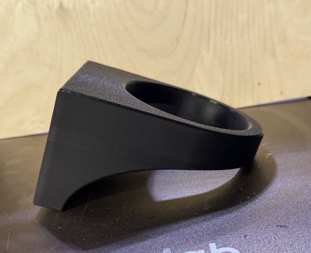 Universal Leaf Blower Wall Mount