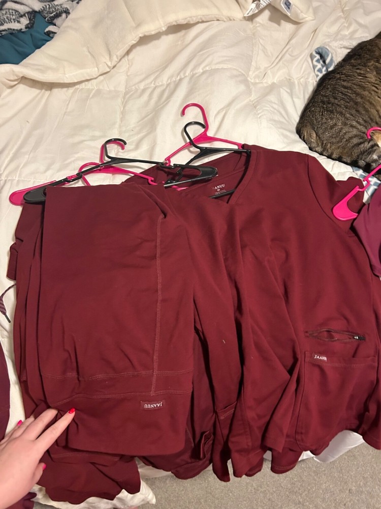 scrub sets women