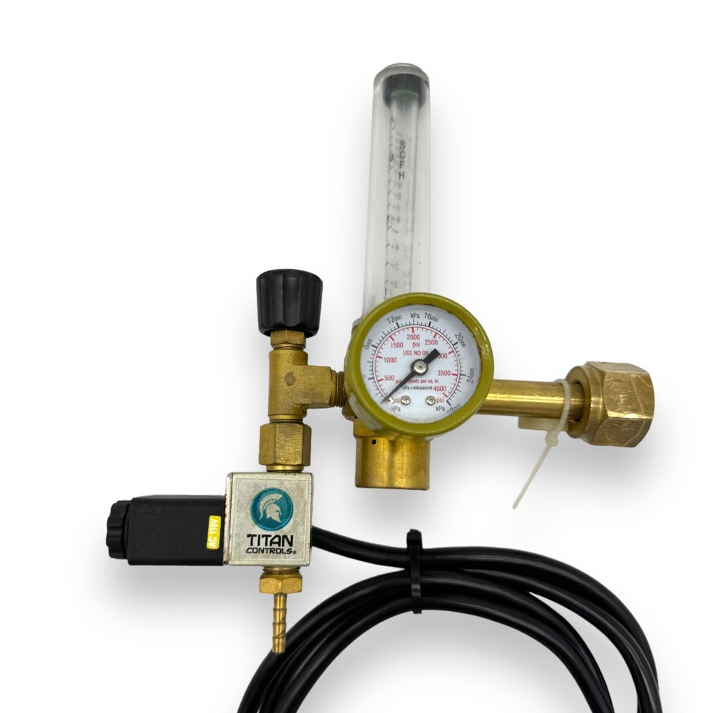 Grow1 CO2 Regulator Emitter System with Solenoid Valve Flowmeter.