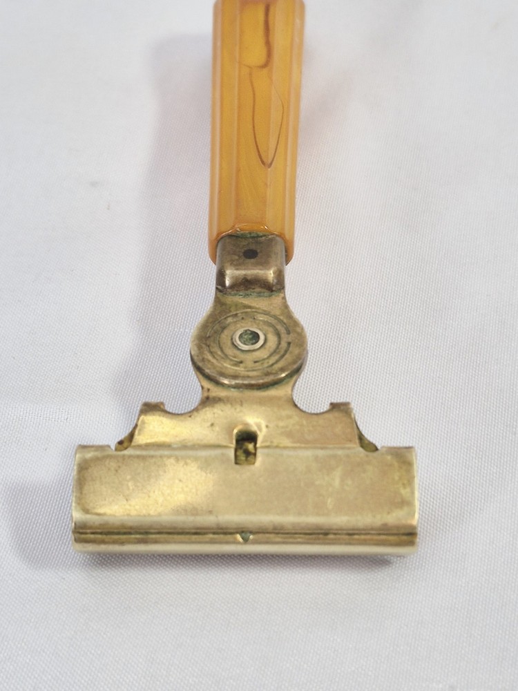 Vintage Schick Razor Bakelite Handle Brown No Blades