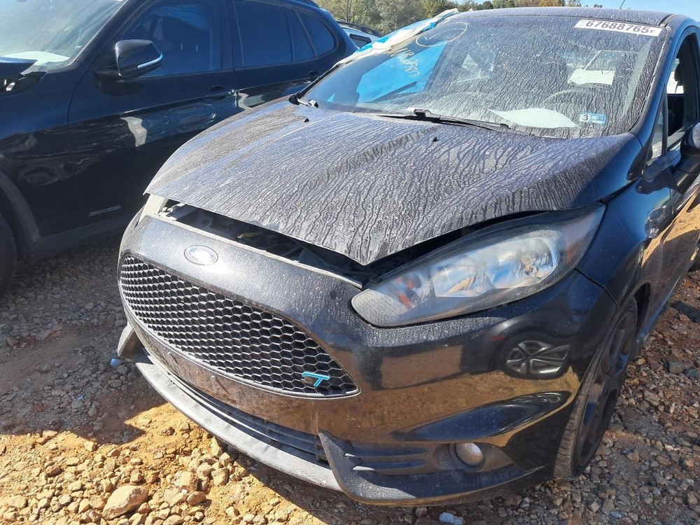 FIESTA 2015 Glove Box 4831314