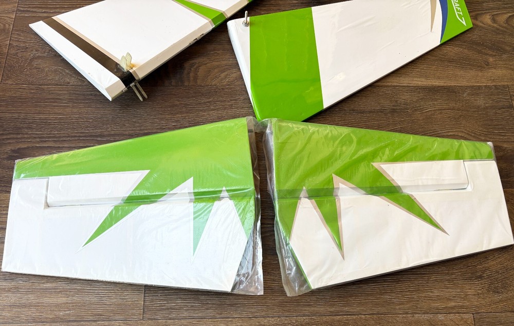 RC Pilot Edge 540 (60cc) Tail Horizontal Stabilizer