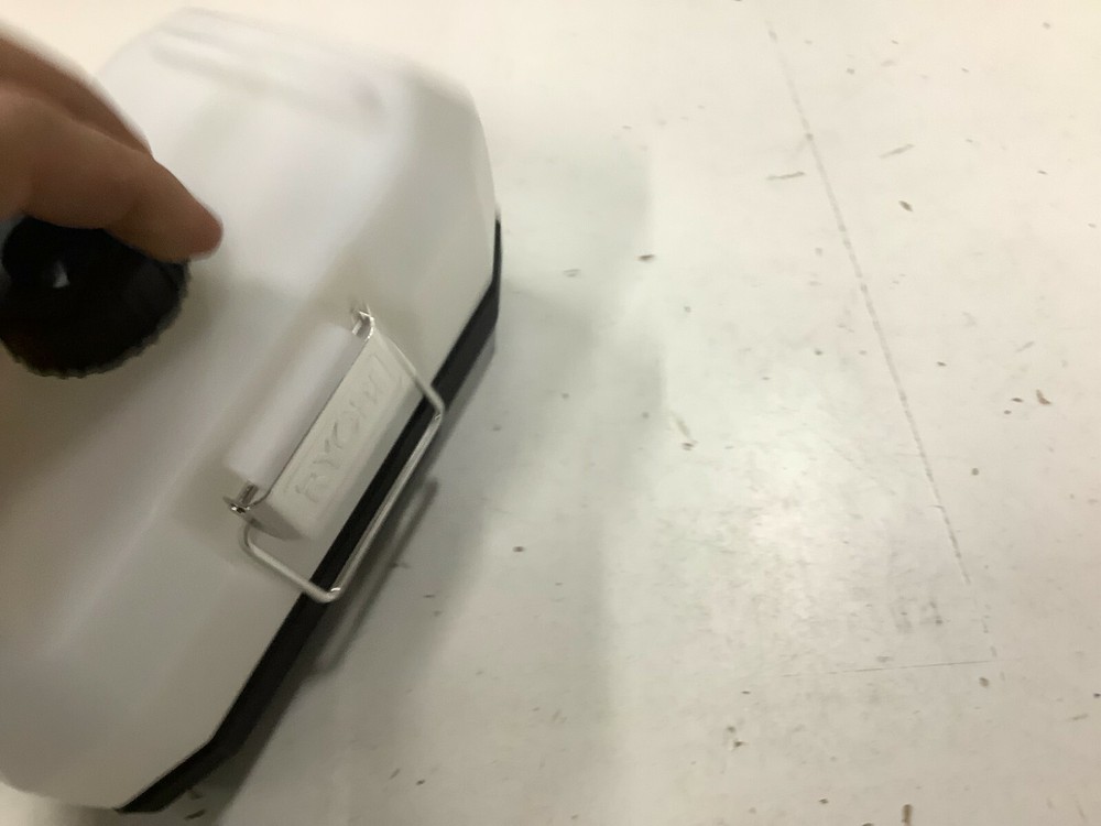 RYOBI CONTAINER TANK WATER / SOLUTION MIX