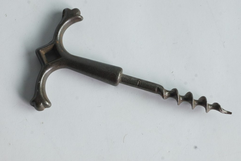 Antique Corkscrew (76329)