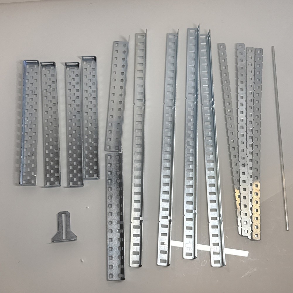 VEX Robotics Design Engineering System v.5 Kit not complete for parts (read)