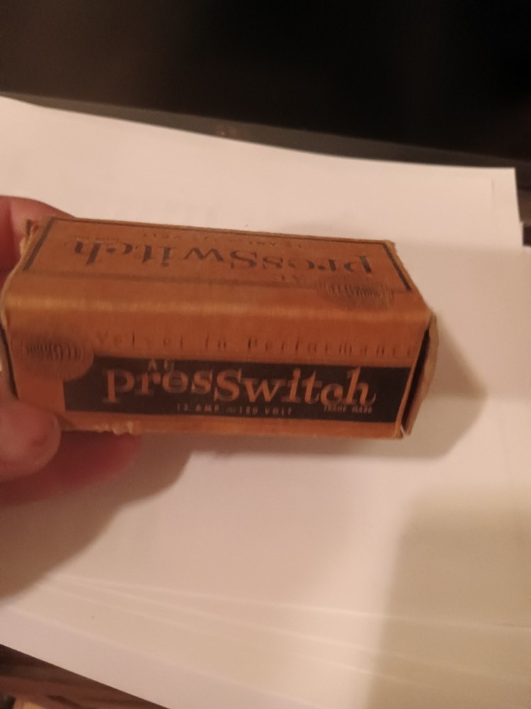 Vintage Hubble Single Pole Press Switch NOS