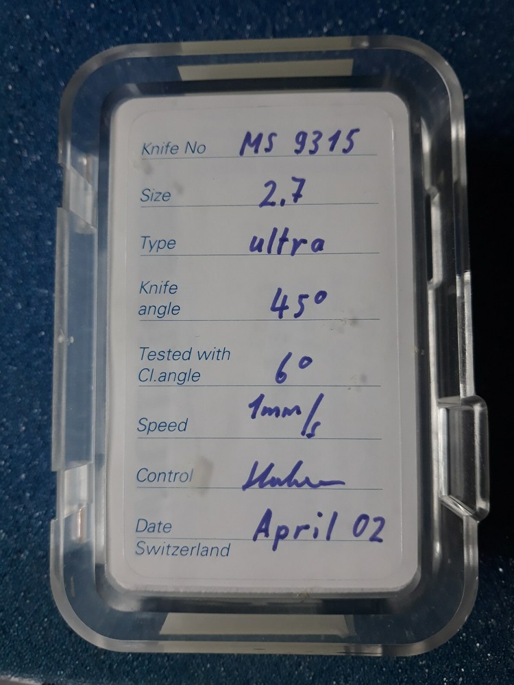 Diatome Ultra 45 2.7mm diamond knife. 