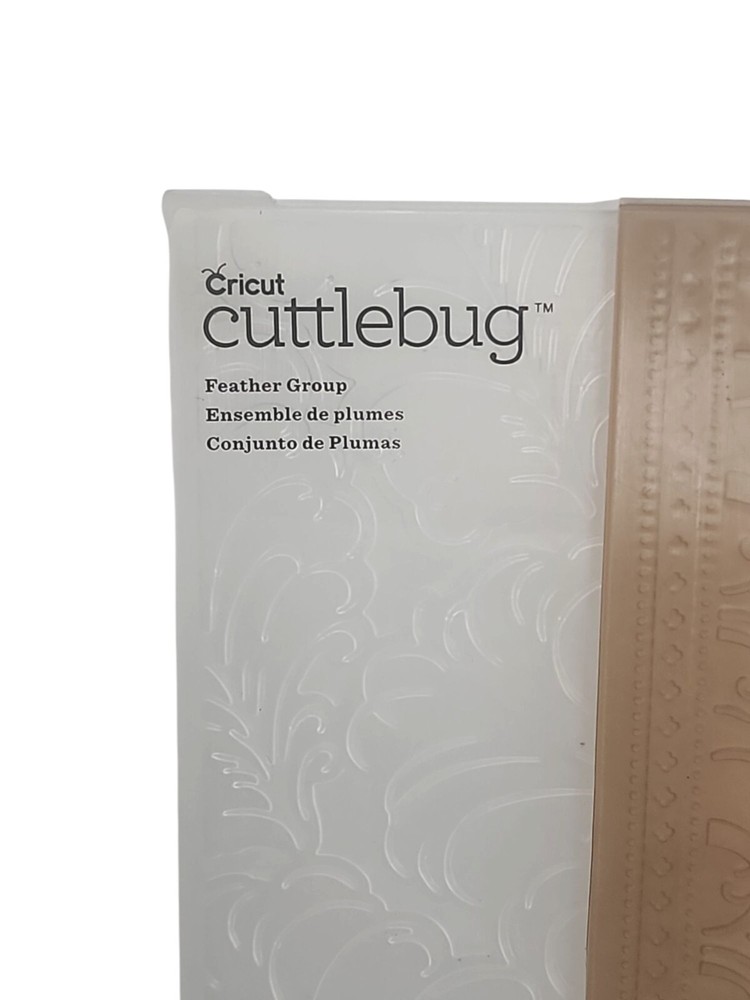 Anna Griffin Cricut Cuttlebug Feather Group Embossing Folder 5"x7"