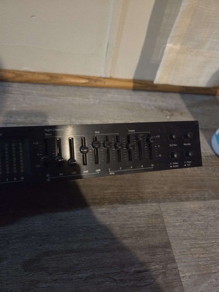 AudioSource Model EQ Eight Series II- 10 Band Graphic Equalizer UNTESTED