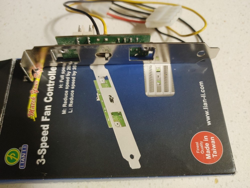 Lian-Li PT-FN02, 3 Speed Fan Controller