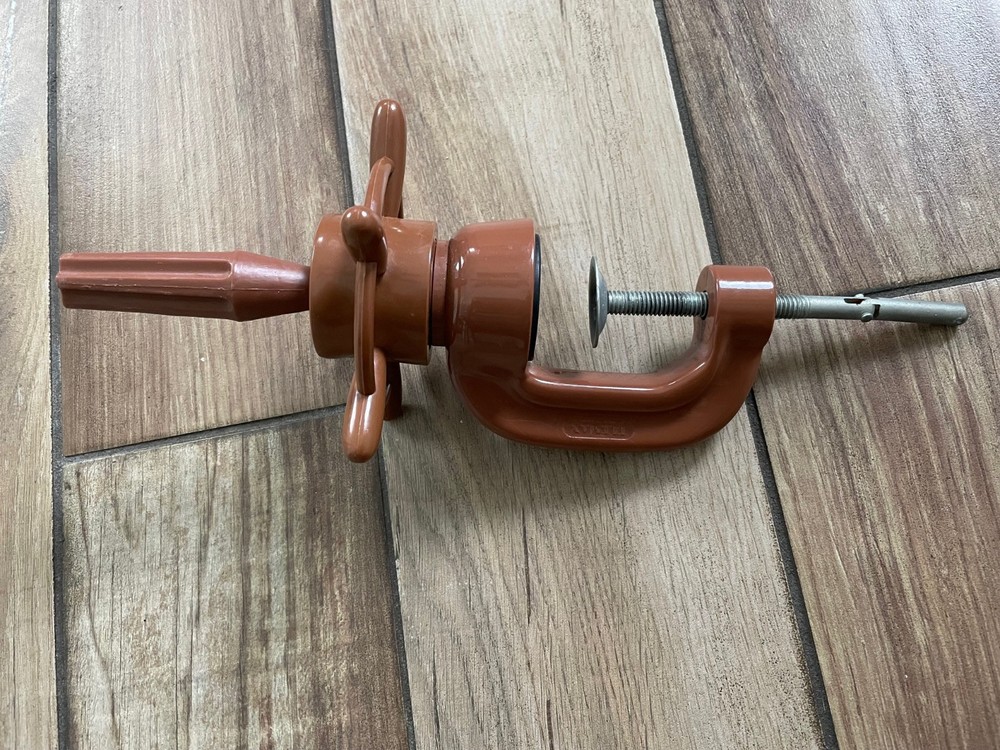 Burmax Basic Manikin Holder