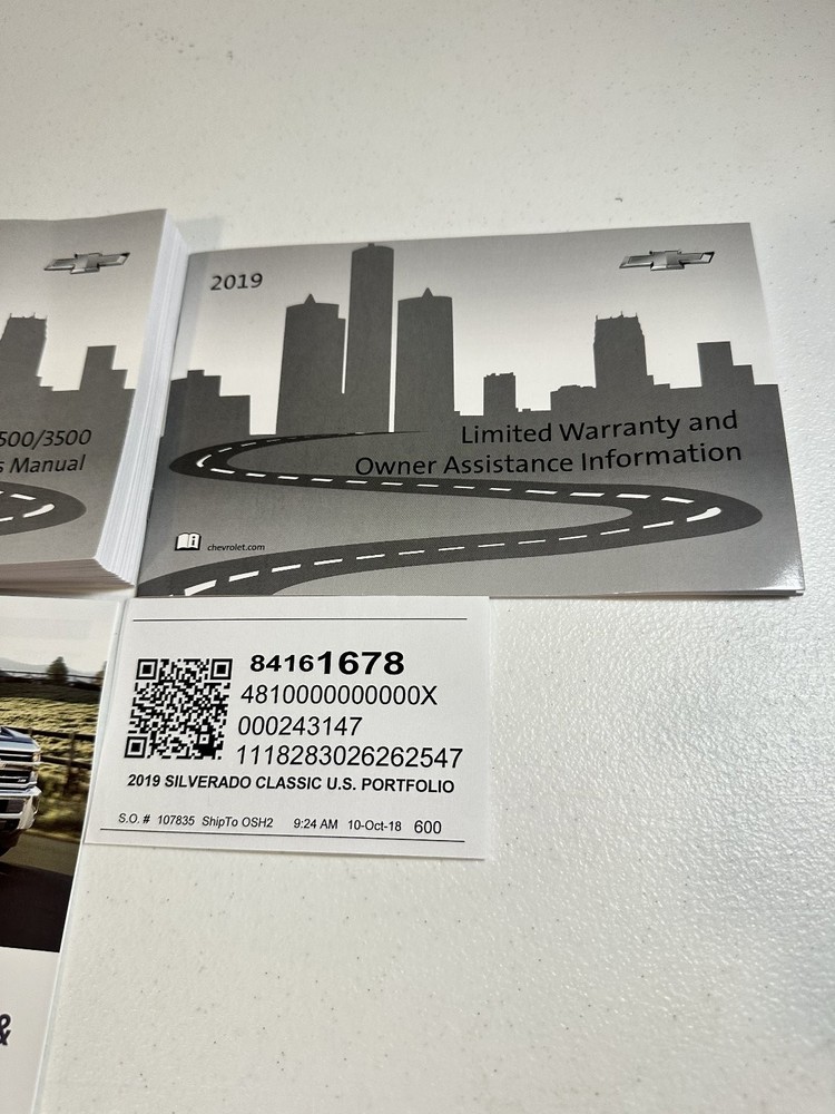 2019 Chevrolet Silverado Owners Manual Set