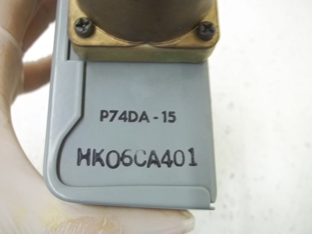 JOHNSON CONTROLS P74DA-15 PRESSURE CONTROL NSMP